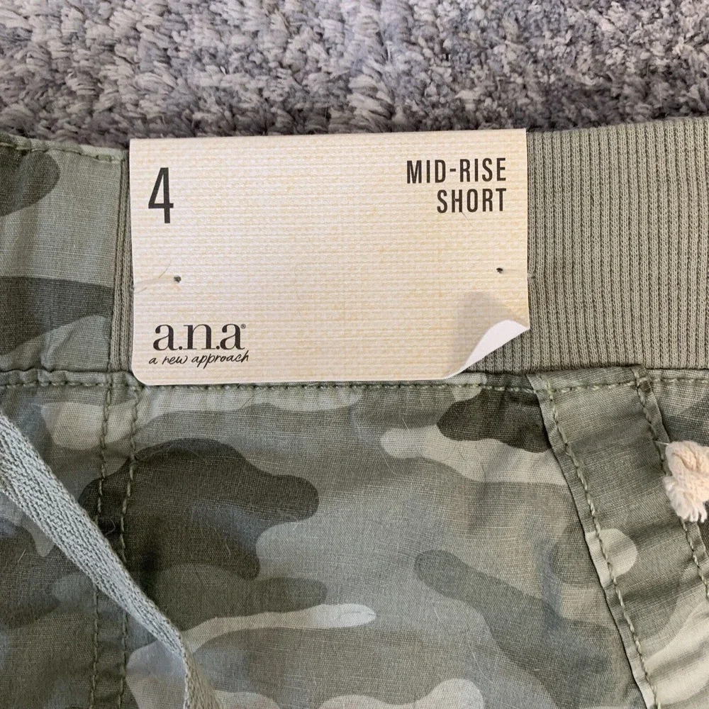 Ana Shorts Set‎ of 2 Camouflage Twill Stripped Size 4 Cute Summer Mid Rise